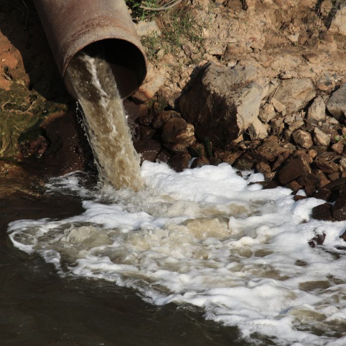 Traitement de l'eau polluée